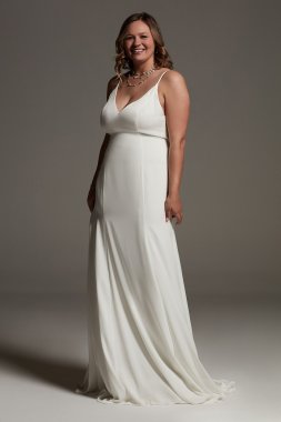 V-Neck Crepe Plus Slip Dress 8VW351566