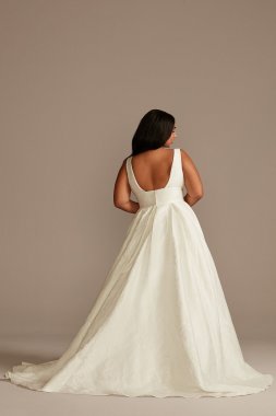 Floral Jacquard V-Neck Plus Size Wedding Dress 9WG4012DB
