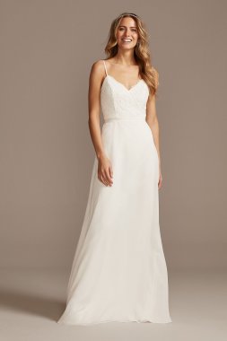 Scalloped V-Neck Corded Lace Bodice A-Line Dress SDWG0801