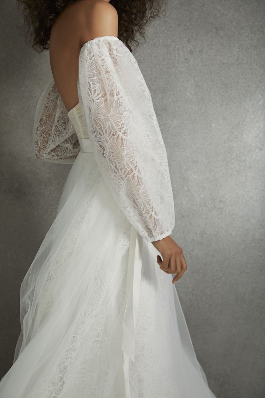 Dutch Lace Corset Wedding Dress 7SLVW351548