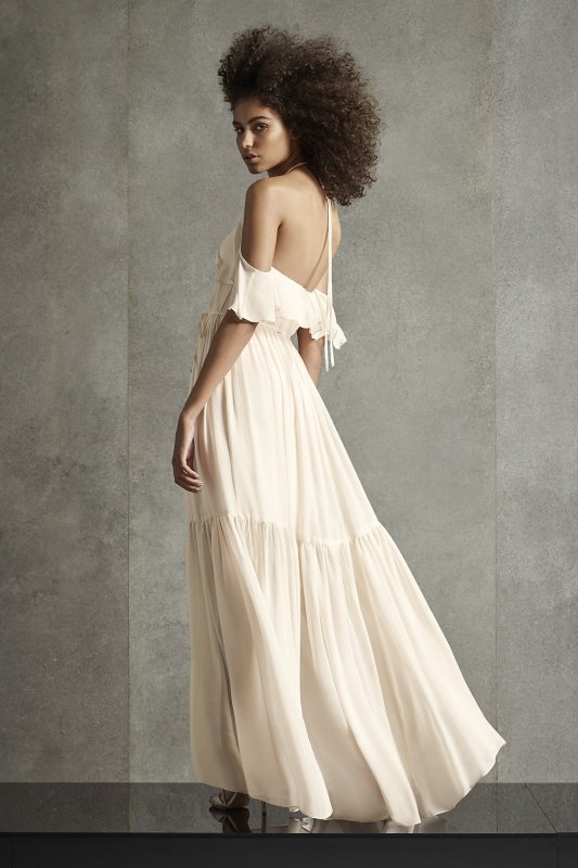 Off the Shoulder Halter Tiered Bridesmaid Dress VW360527