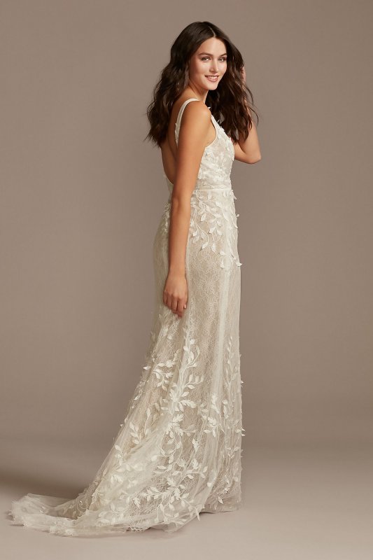 3D Leaves Applique Lace V-Neck Tall Wedding Dress 4XLMS251223