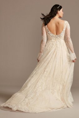 Long Sleeve Chantilly Lace Plus Size Wedding Dress 8MS251227