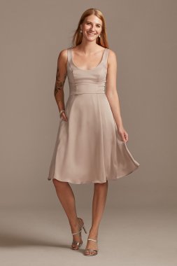 Crepe-Back Satin Scoop Tank Short Bridesmaid Dress F20244