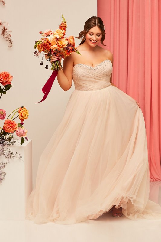 Pleated Bodice Tulle Tall Plus Size Wedding Dress 4XL9WG4039