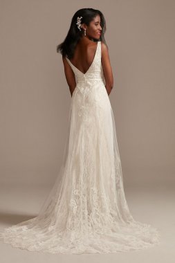 V-Neck Lace Tall Wedding Dress with Scallop Hem 4XLMS251250
