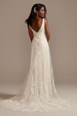 V-Neck Lace Wedding Dress with Scallop Hem MS251250