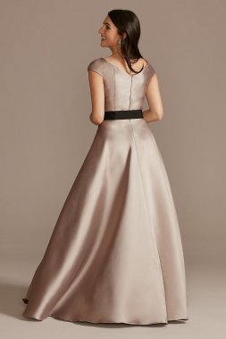Pleated Satin Cap Sleeve Dress with Bow D40NY023