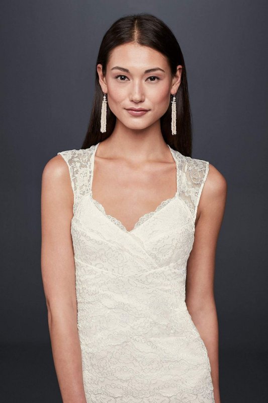 Layered Lace Short Dress with Keyhole Back 182448