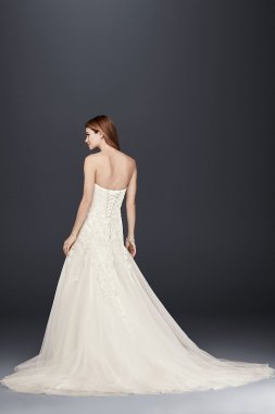 Tulle Wedding Dress with Soft Sweetheart Neckline Collection 4XLV3469