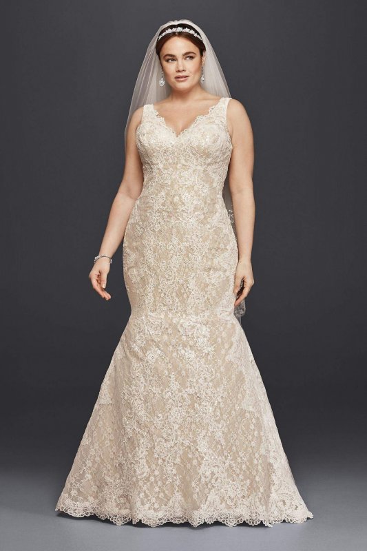 Plus Size Lace Trumpet Wedding Dress 8CWG747