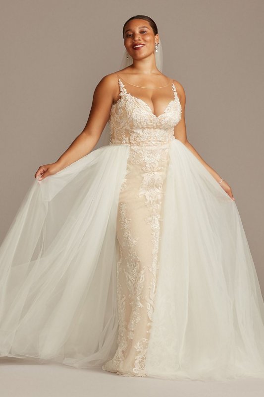 Lace Plus Size Wedding Dress with Tulle Overskirt 8CWG850