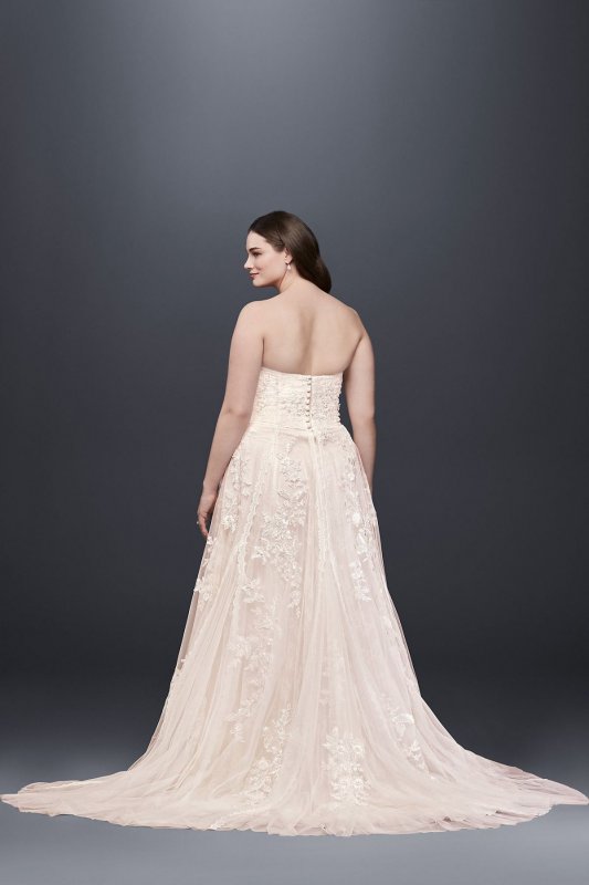 Lace A-Line Plus Size Wedding Dress 8MS251174