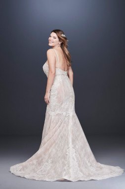 Moonstone Embellished Plus Size Lace Wedding Dress 9SWG824