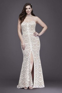 Scalloped Lace Split-Front Plus Size Wedding Dress 9WG3948