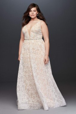 Strappy V-Neck Lace Plus Size Sheath Wedding Dress 9WG3959