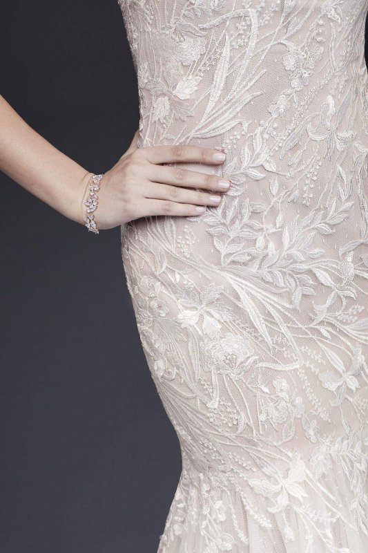 Blooming Applique Wedding Dress with Open Back MS251201