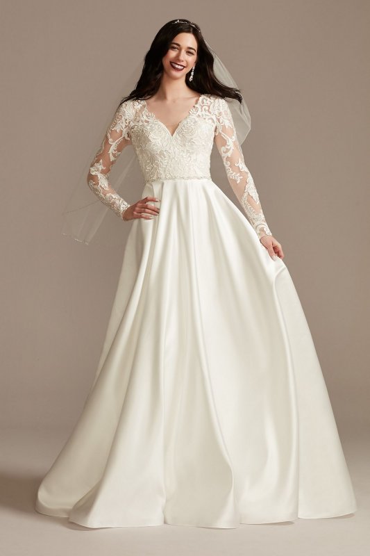 Long Sleeve Tall Wedding Dress with Appliques 4XLCWG908
