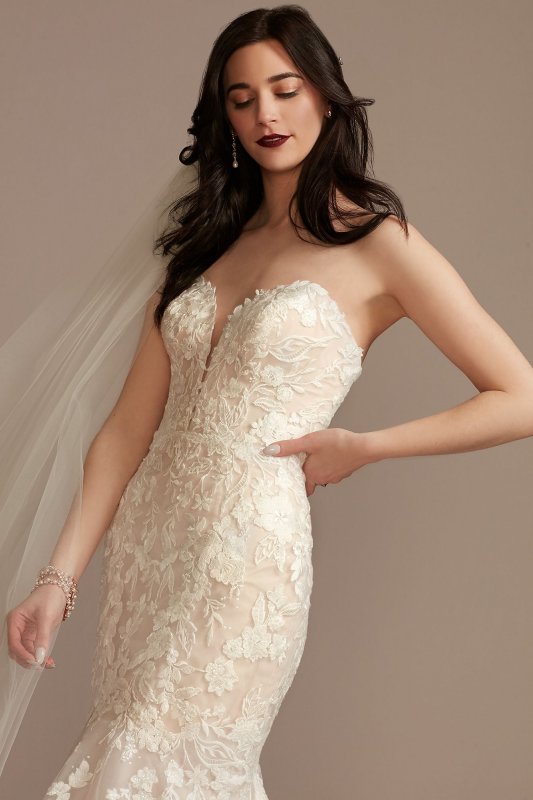 Lace Applique Mermaid Strapless Tall Wedding Dress 4XLCWG912