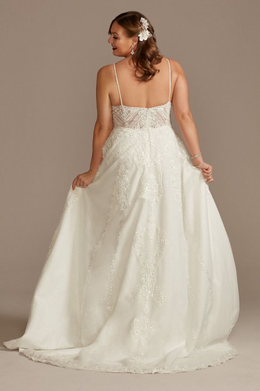 Lace Applique Tulle Plus Size Wedding Dress 8CWG905