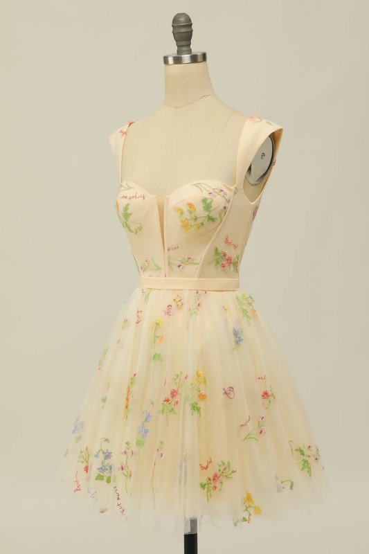 Cute A Line Sweetheart Champagne Short Homecoming Dress E202283007
