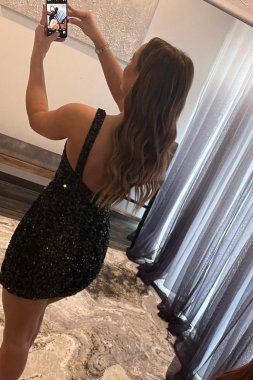 Tight Black Sequins One Shoulder Homecoming Dress E202283008