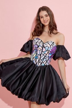 Black Sweetheart Homecoming Dress With Detachable Sleeves E202283608