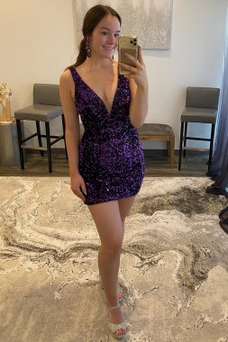 Sheath Deep V Neck Dark Purple Short Homecoming Dress E202283194