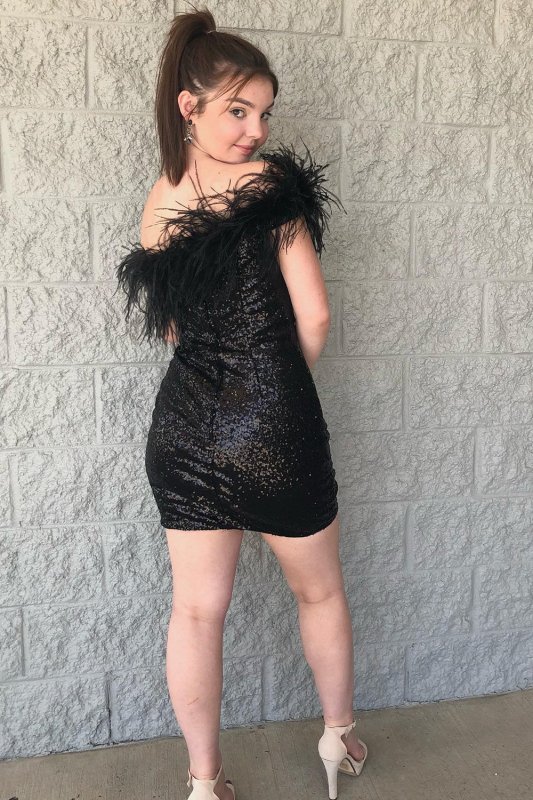 Bodycon One Shoulder Black Sequins Homecoming Dress with Feather E202283204