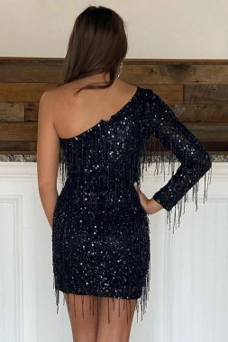 Sheath One Shoulder Black Sequins Homecoming Dress with Tassel E202283658
