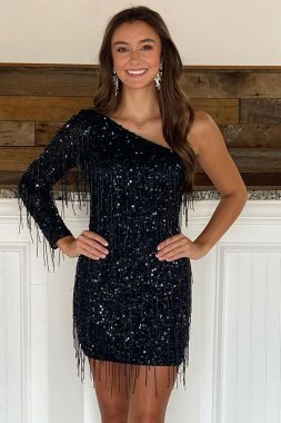 Sheath One Shoulder Black Sequins Homecoming Dress with Tassel E202283658