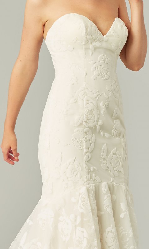 Etta: Bridal Dress with Velvet KL-300167